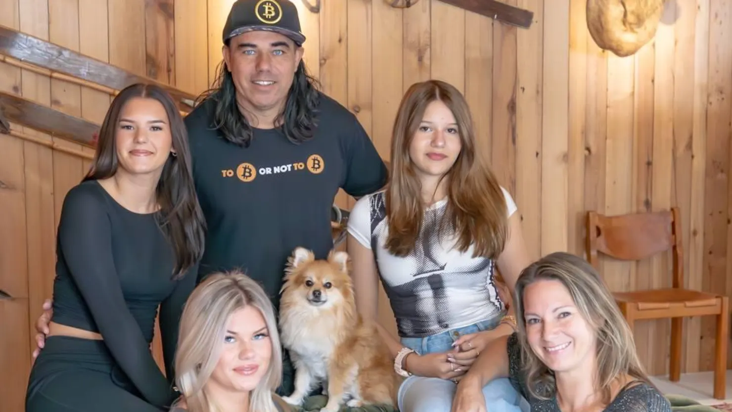 Informe Glassnode: el 30% de la circulación de Bitcoin ha sido controlada por instituciones y gobiernos, empujando a BTC hacia las reservas nacionales