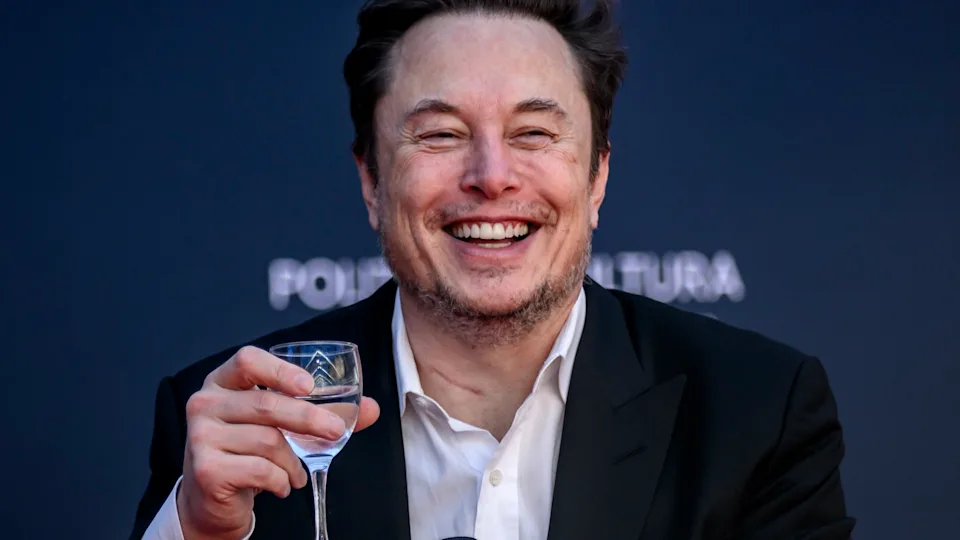 ¡Musk se convierte en el primer multimillonario con un valor de más de 500 mil millones de dólares! Resonancia de tres motores Tesla, SpaceX y xAI